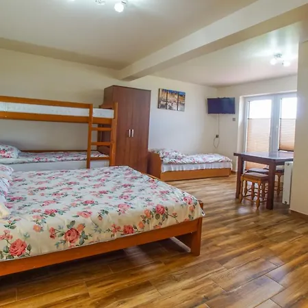 Hostal Wichrowe Wzgórze Krajno Pierwsze Exterior foto