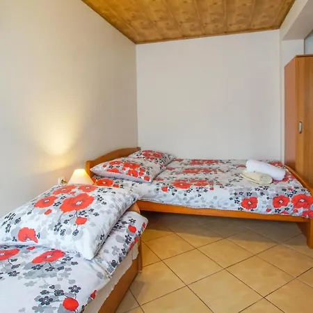 Hostal Wichrowe Wzgórze Krajno Pierwsze Exterior foto