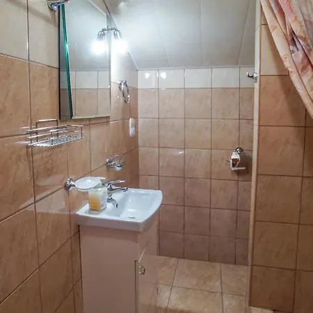 Hostal Wichrowe Wzgórze Krajno Pierwsze Exterior foto